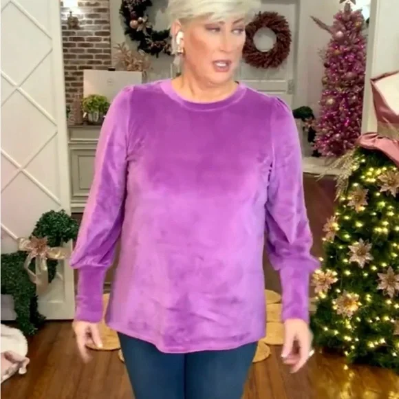 Belle by Kim Gravel Velour Top Large - Picture 2 of 11